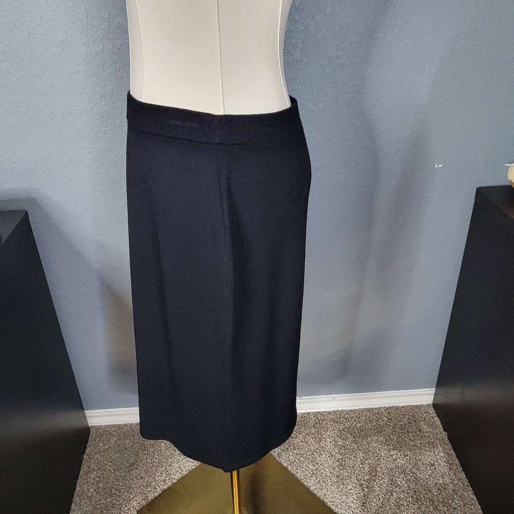 St. John Basics Santana Knit Skirt Size 8 Black Pencil Style Career Formal Wear - Picture 4 of 16